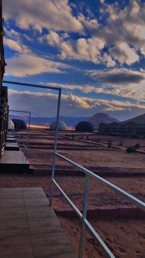Oryx Camp Hotel วาดิรัม ภายนอก รูปภาพ